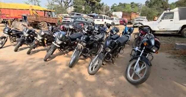 Vehicle theft gang busted in Giridih