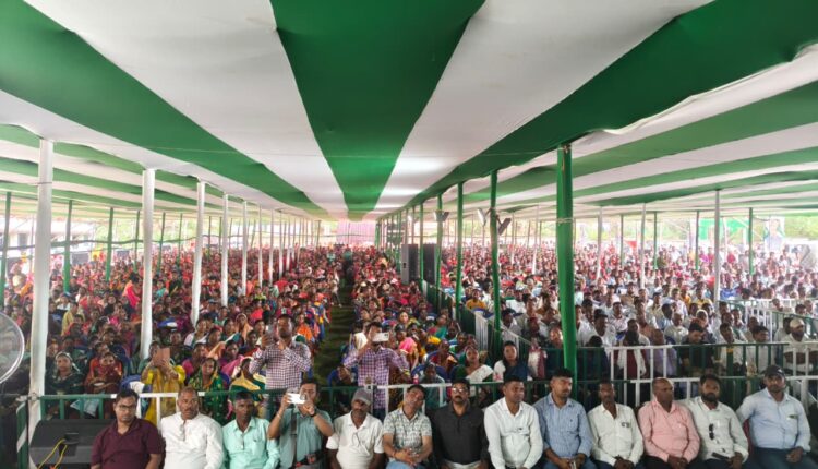 सुदिव्य सोनू की स्मृति में पीरटांड़ में उमड़ा जनसैलाब, नम आंखों से दी श्रद्धांजलि