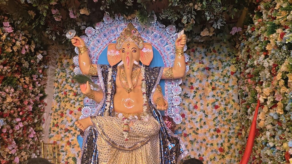 विधि विधान से हुआ गणपति का आवाहन