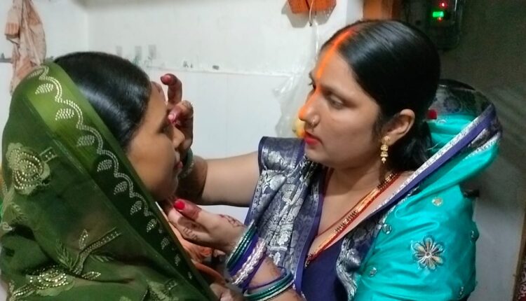 निर्जला व्रत और सोलह श्रृंगार के साथ हरतालिका तीज की धूम