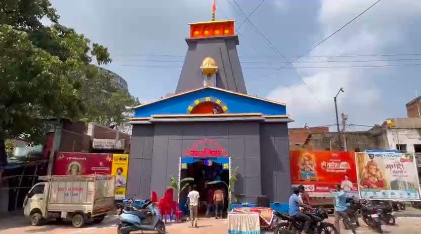केदारनाथ मंदिर की तर्ज पर बना पंडाल बना आकर्षण