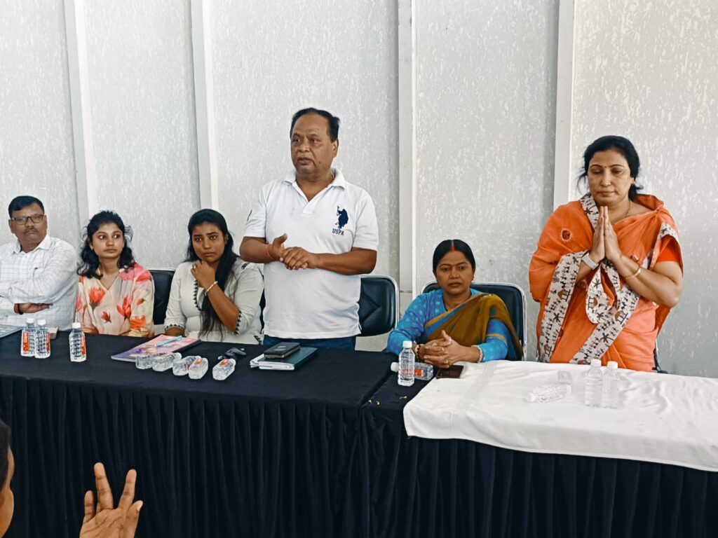 कार्यकर्ताओं और श्वेता शर्मा के बीच हुआ भावनात्मक संवाद 